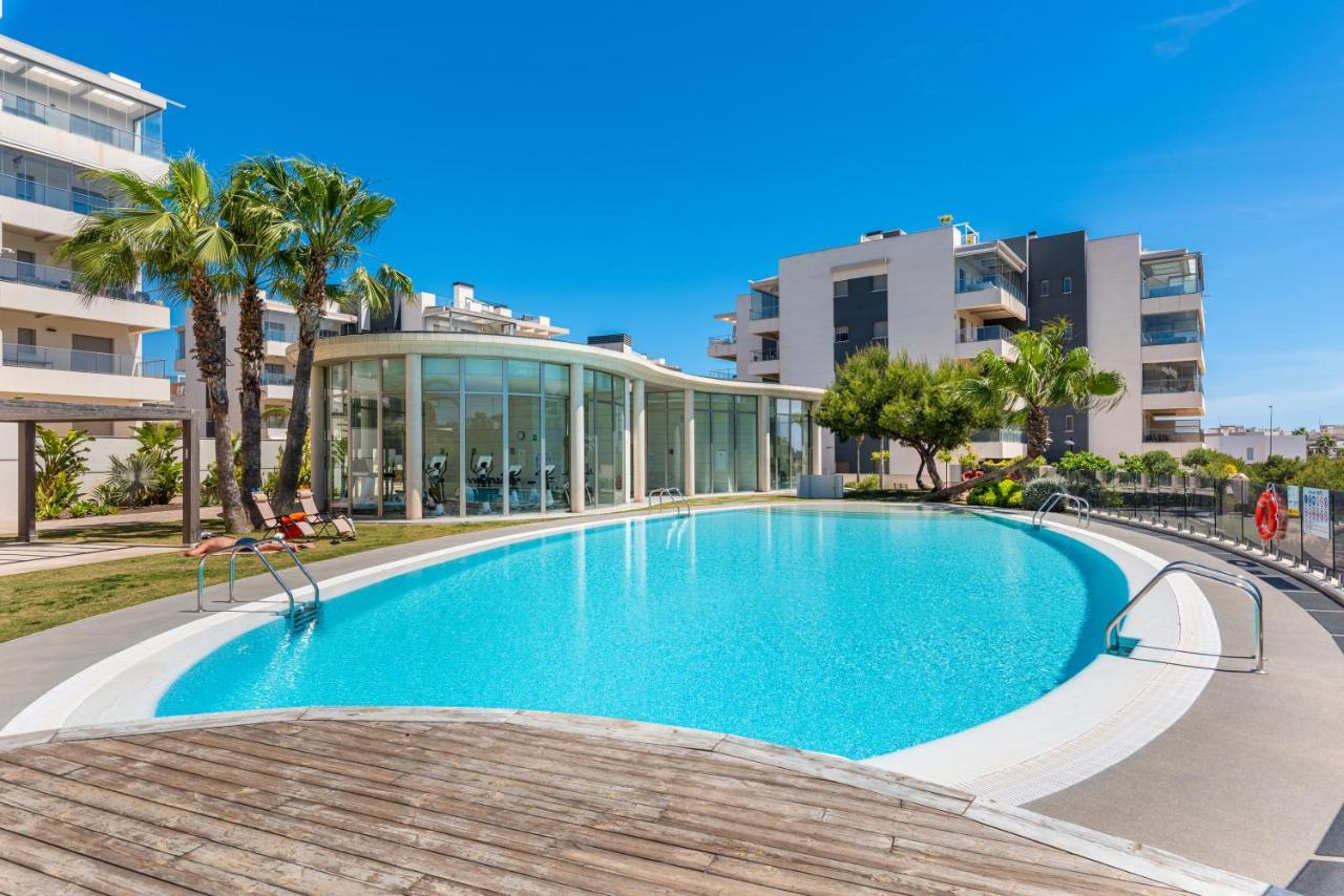 شقة La Zenia Cocoon - Luxury Penthouse With Jacuzzi, 2 Pools, Indoor Heated Pool, Sauna, Gym, Playstation Dehesa de Campoamor  المظهر الخارجي الصورة