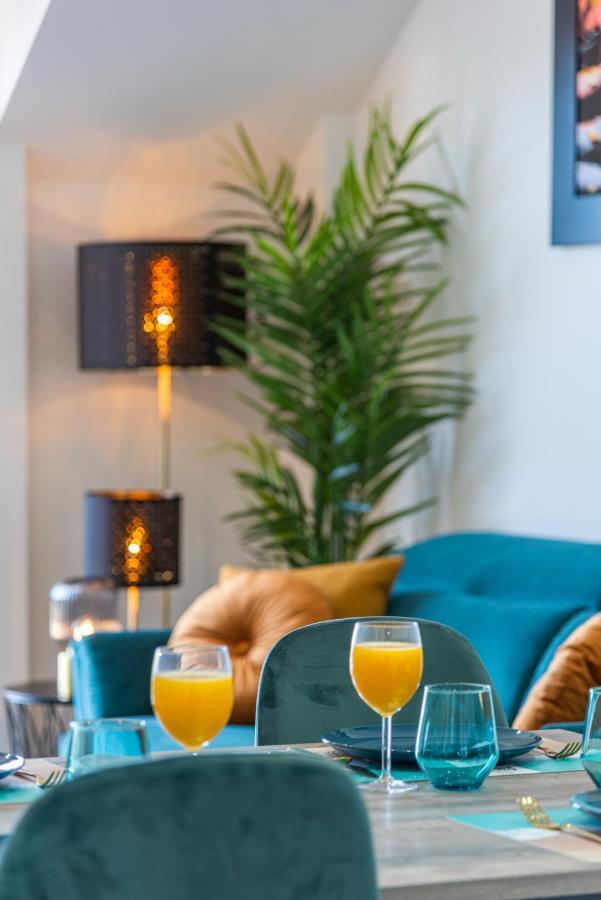 شقة La Zenia Cocoon - Luxury Penthouse With Jacuzzi, 2 Pools, Indoor Heated Pool, Sauna, Gym, Playstation Dehesa de Campoamor  المظهر الخارجي الصورة