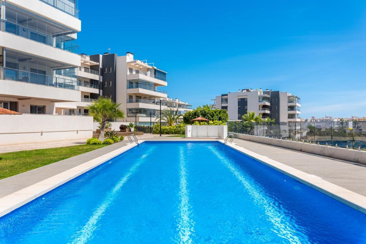 شقة La Zenia Cocoon - Luxury Penthouse With Jacuzzi, 2 Pools, Indoor Heated Pool, Sauna, Gym, Playstation Dehesa de Campoamor  المظهر الخارجي الصورة