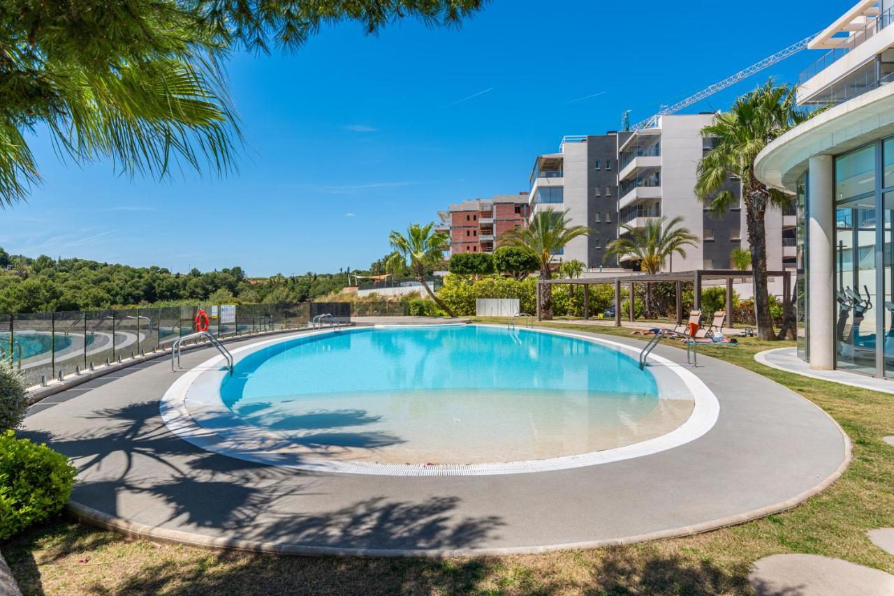 شقة La Zenia Cocoon - Luxury Penthouse With Jacuzzi, 2 Pools, Indoor Heated Pool, Sauna, Gym, Playstation Dehesa de Campoamor  المظهر الخارجي الصورة